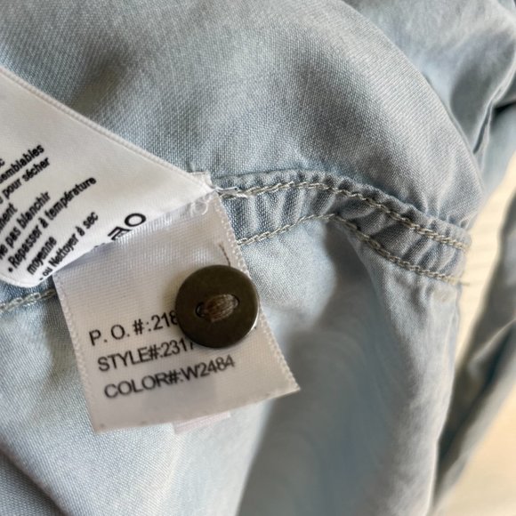 Paige Denim Light Blue button down shirt - Size: S - Picture 5 of 5